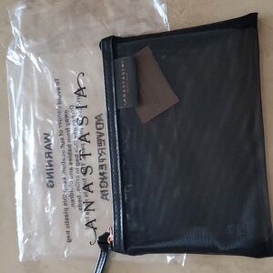 Anastasia Mesh Makeup Bag